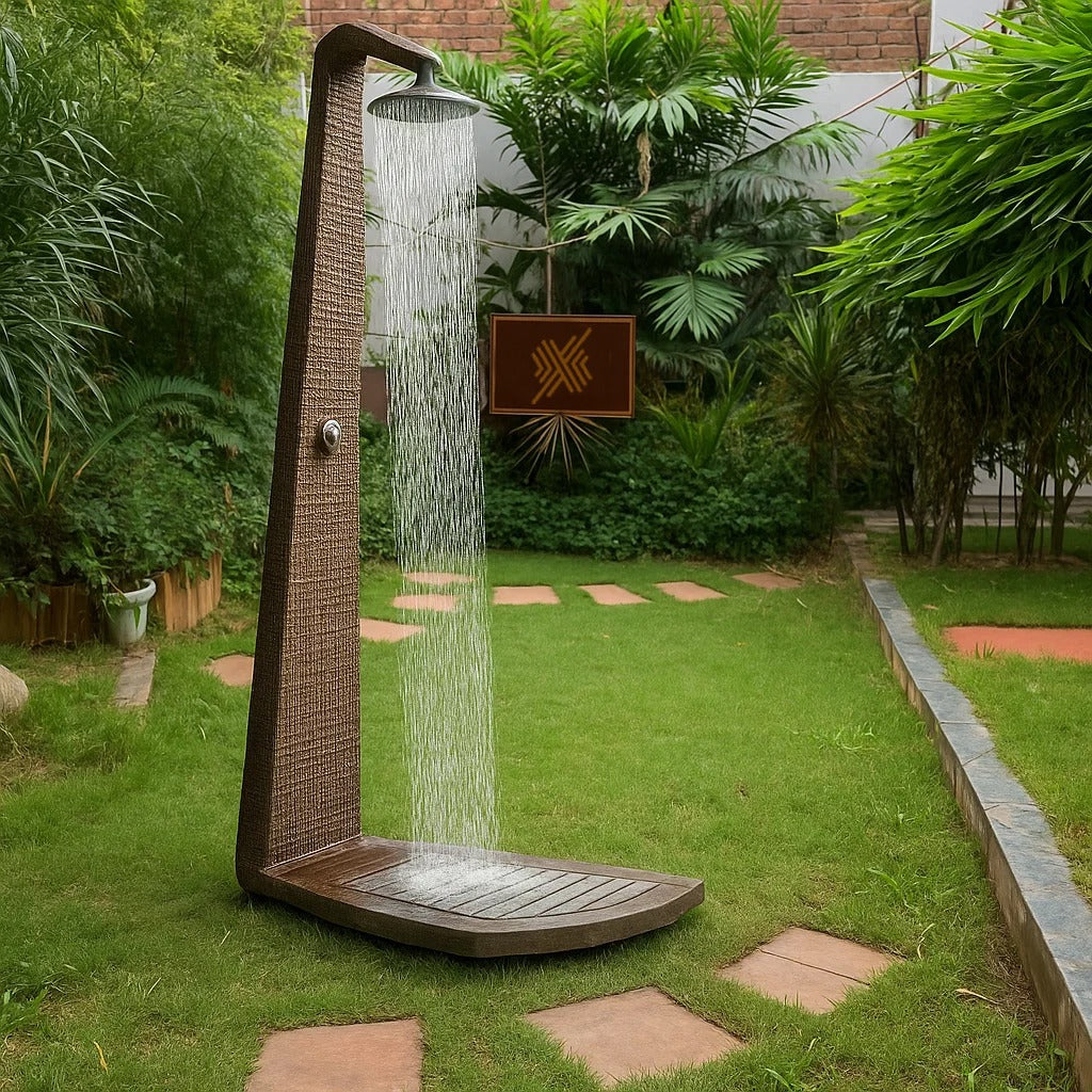 Outdoor Wicker Jacuzzi Shower Panel - Fluid